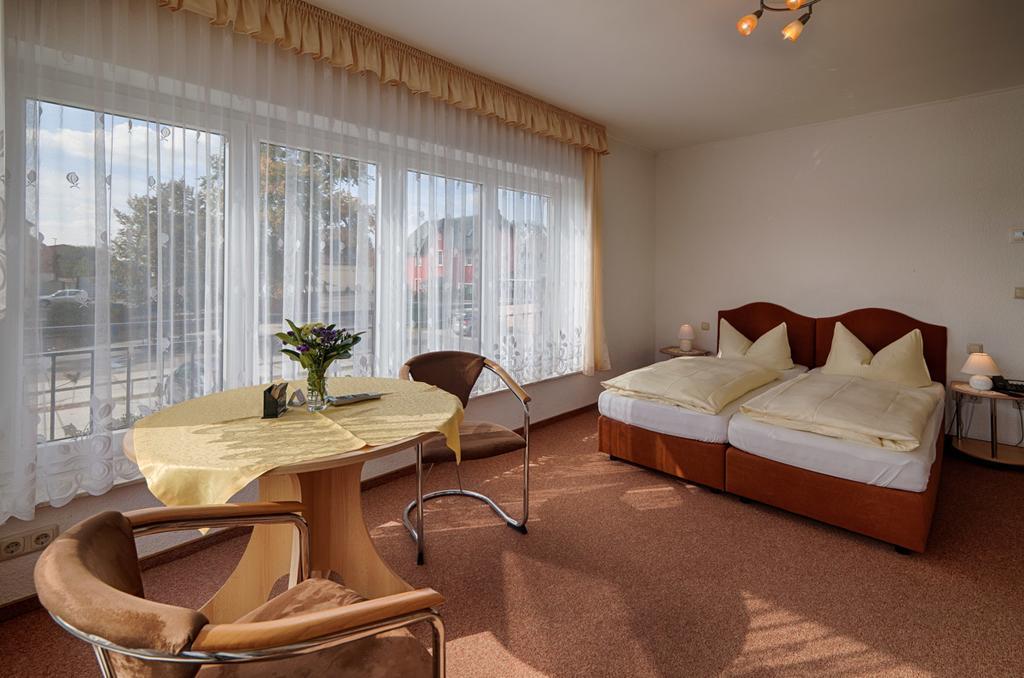 Hotel Elbterrassen Zu Brambach Dessau-Rosslau Exteriér fotografie