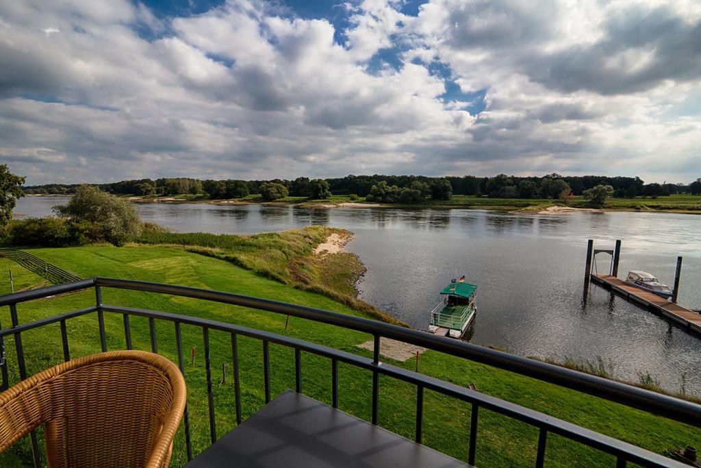 Hotel Elbterrassen Zu Brambach Dessau-Rosslau Exteriér fotografie