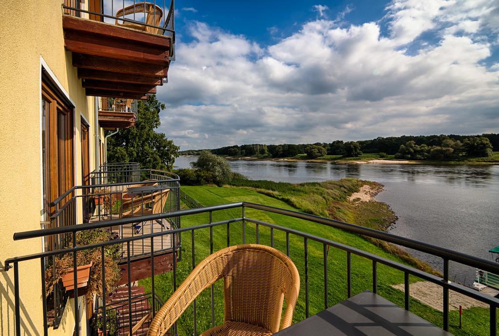 Hotel Elbterrassen Zu Brambach Dessau-Rosslau Exteriér fotografie